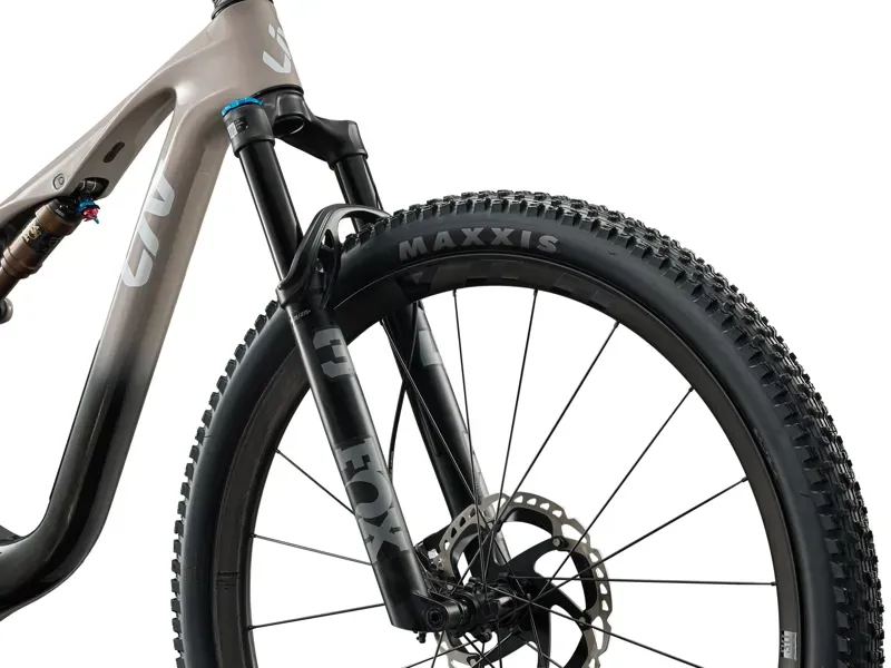 Liv Pique X Advanced SL 1 Mountain Bike in Dune Beige/Raw Carbon-4