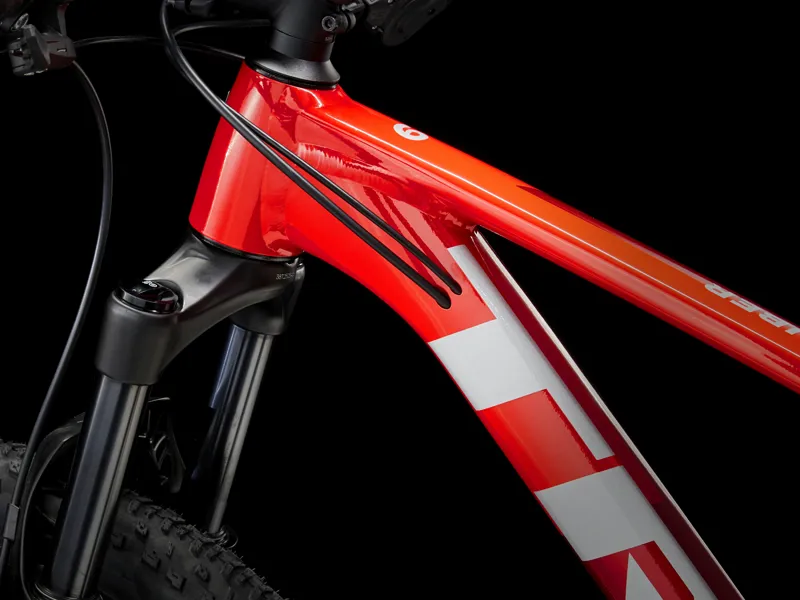 Trek Procaliber 6 In Viper Red/Crimson-4