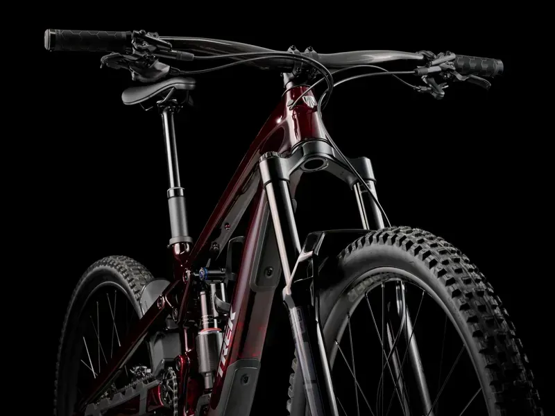 Trek Slash 9.8 XT Gen 6 Carbon Enduro Mountain Bike in Red-3