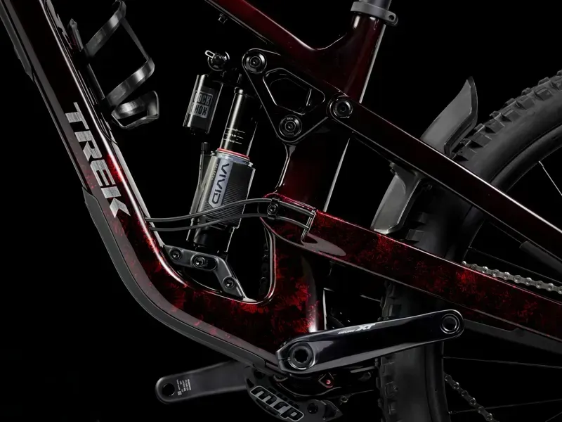 Trek Slash 9.8 XT Gen 6 Carbon Enduro Mountain Bike in Red-4