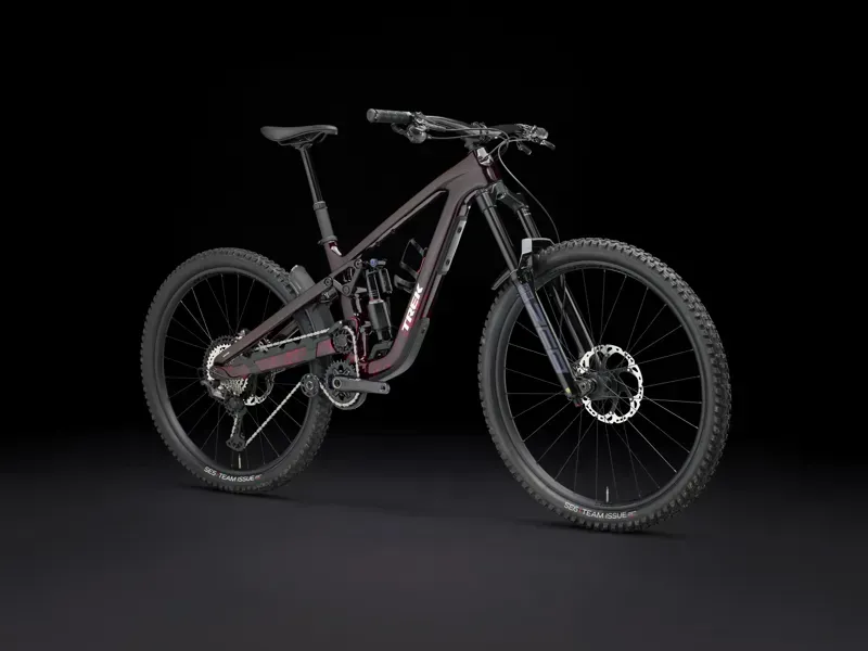 Trek Slash 9.8 XT Gen 6 Carbon Enduro Mountain Bike in Red-1
